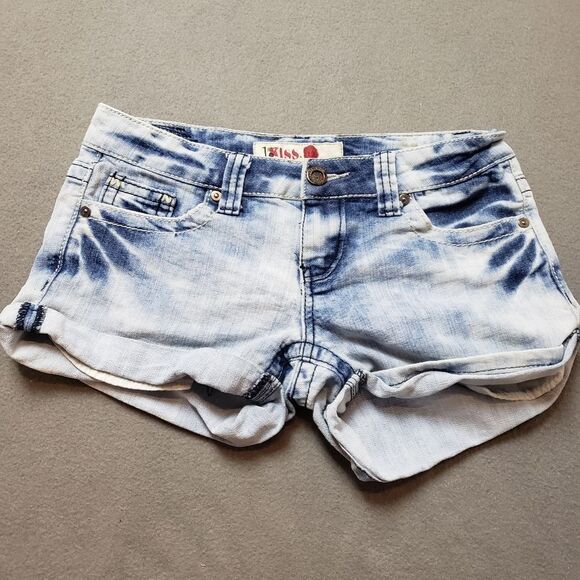 1st kiss stretch denim shorts flap pocket rolled hem - Picture 2 of 9
